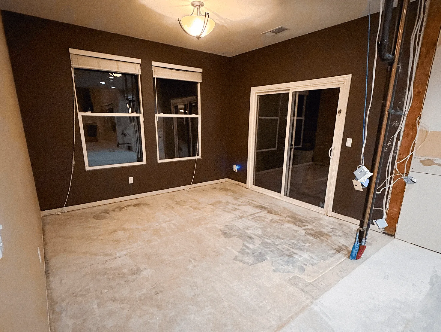 Dining room flooring removal
